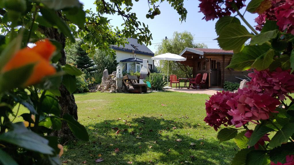 Ferienwohnung Veit Pennewitz エクステリア 写真